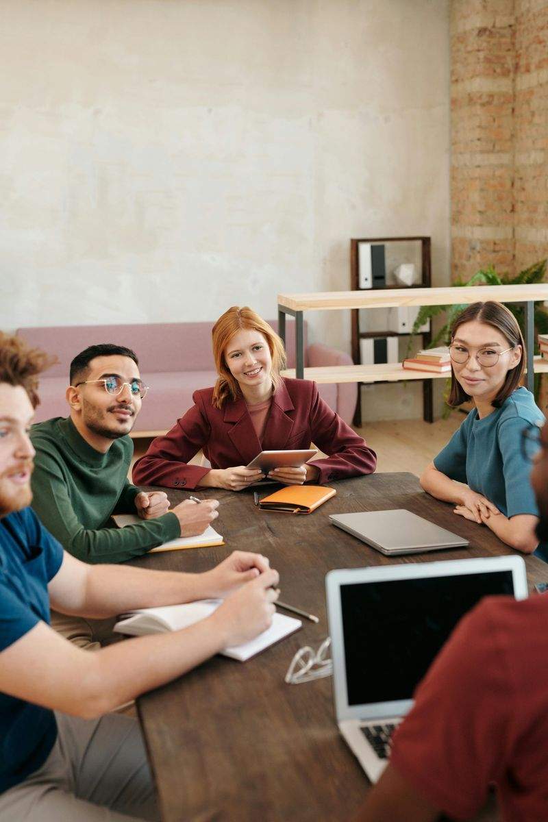 Virtuelle Meetings: Tipps für eine reibungslose Durchführung